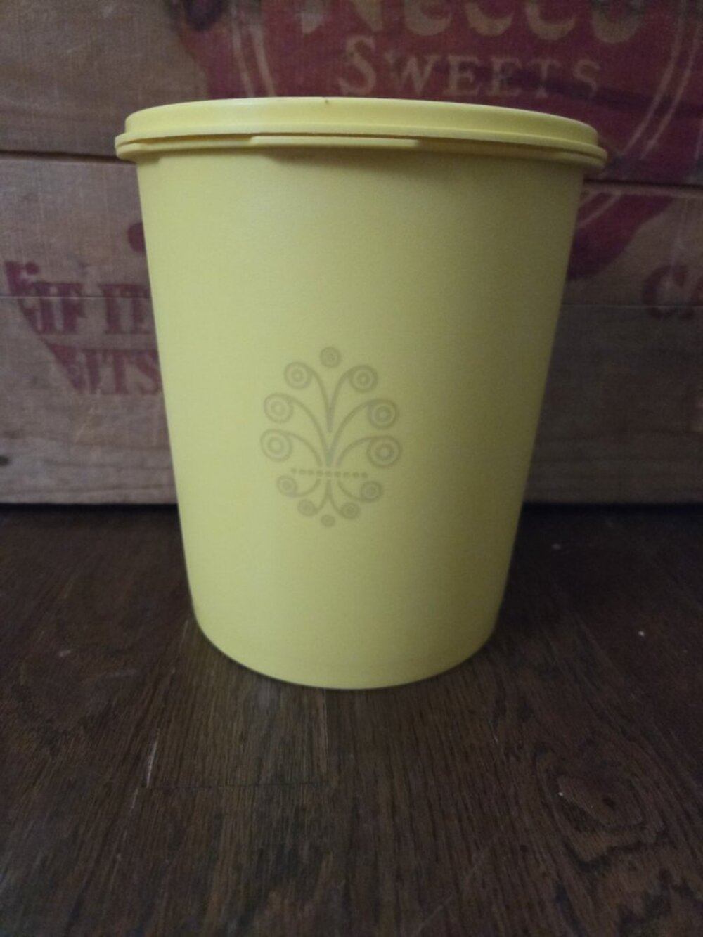 Vintage Tupperware Yellow 7.5" Servalier Canister 807-7